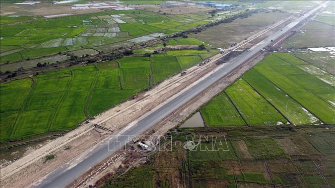 Kiến nghị xây đường kết nối cao tốc vào trung tâm thành phố Phan Thiết - Ảnh 1.