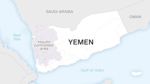Houthi liên tiếp tung đòn trả đũa, tàu của Mỹ đã trúng tên lửa: Một loạt tàu khác 'chạy' khỏi Biển Đỏ - Ảnh 2.