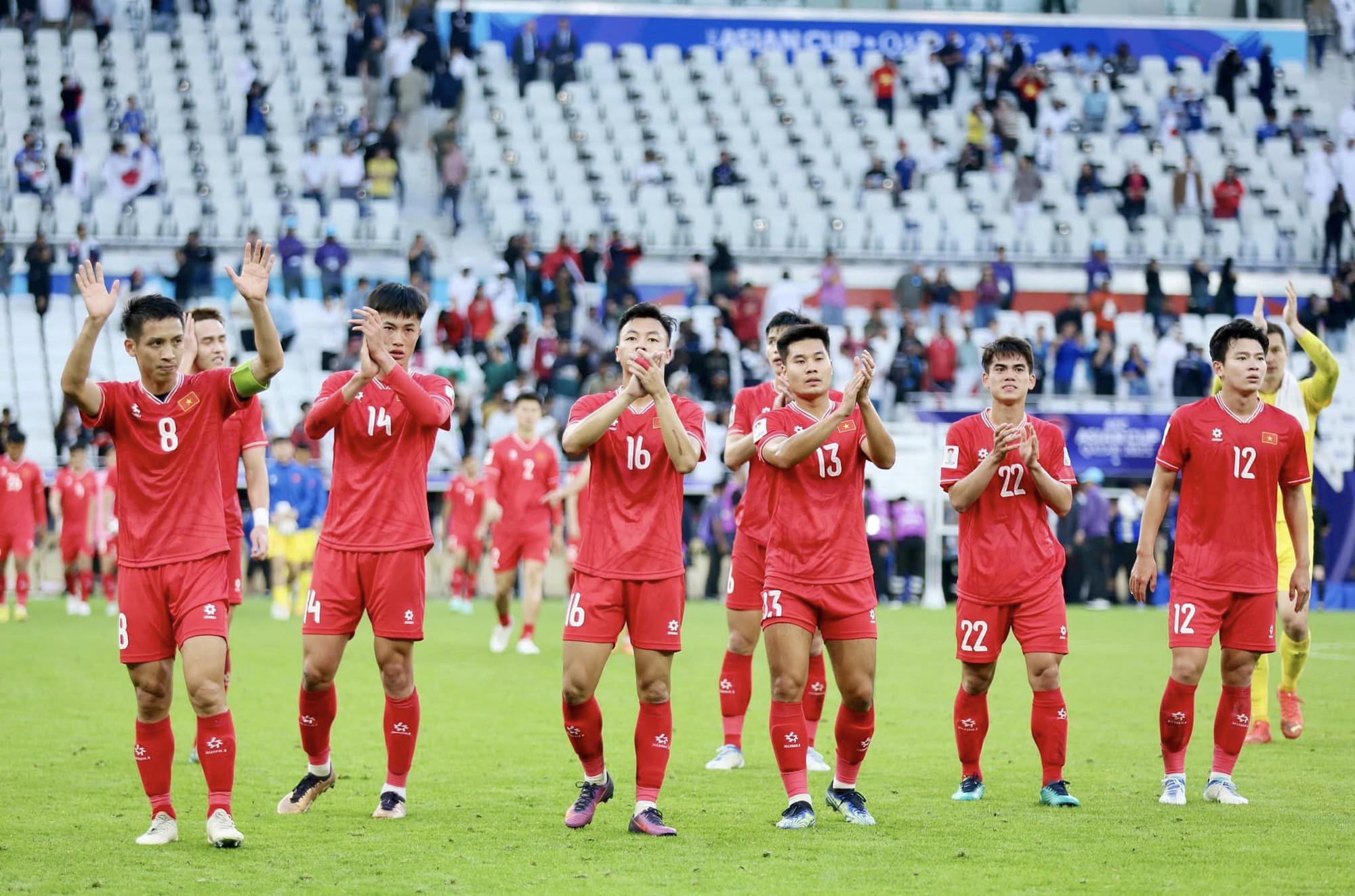 Thấy gì từ trận đội tuyển Việt Nam thua Nhật Bản: Vượt bão hoài nghi, ươm mầm hy vọng - Ảnh 5.