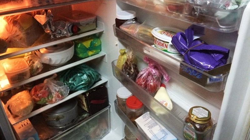 Không nên ăn thức ăn đã để lâu trong tủ lạnh