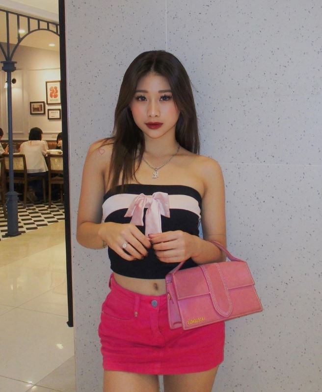 Cuộc sống cực sang chảnh của hotgirl thể dục dụng cụ Phạm Như Phương: Đeo túi hiệu, check-in du lịch nước ngoài - Ảnh 3.