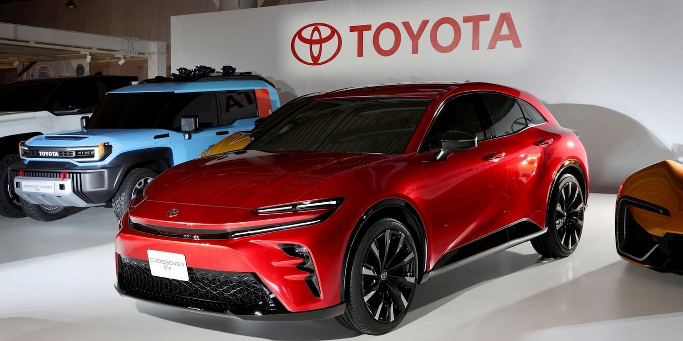Bán gần 10 triệu ô tô, chỉ 1% là xe điện – sếp Toyota nói thẳng: ‘Có 1 điều chúng tôi chưa làm được’ - Ảnh 1.