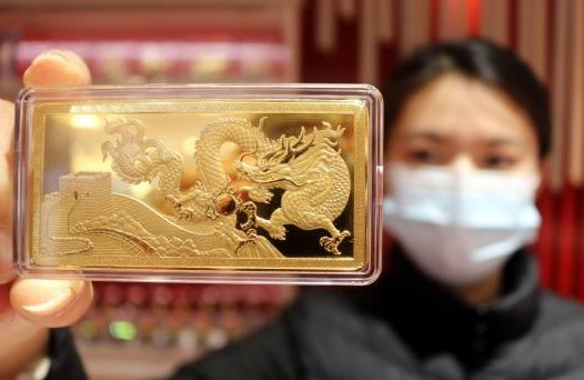 Người Trung Quốc đang đổ xô săn lùng mặt hàng đặc biệt, từ ‘mỏng như giấy’ đến ‘lấp lánh như vàng’, chỉ cần chứa ‘1 biểu tượng’ này là mua: Người Việt cũng không nằm ngoài xu hướng - Ảnh 1.