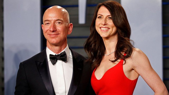 Nghi án Jeff Bezos 'quỵt' tiền từ thiện: Cam kết quyên góp 100 triệu USD cho vụ cháy rừng Hawaii nhưng không thấy đâu, né tránh giải trình - Ảnh 3.