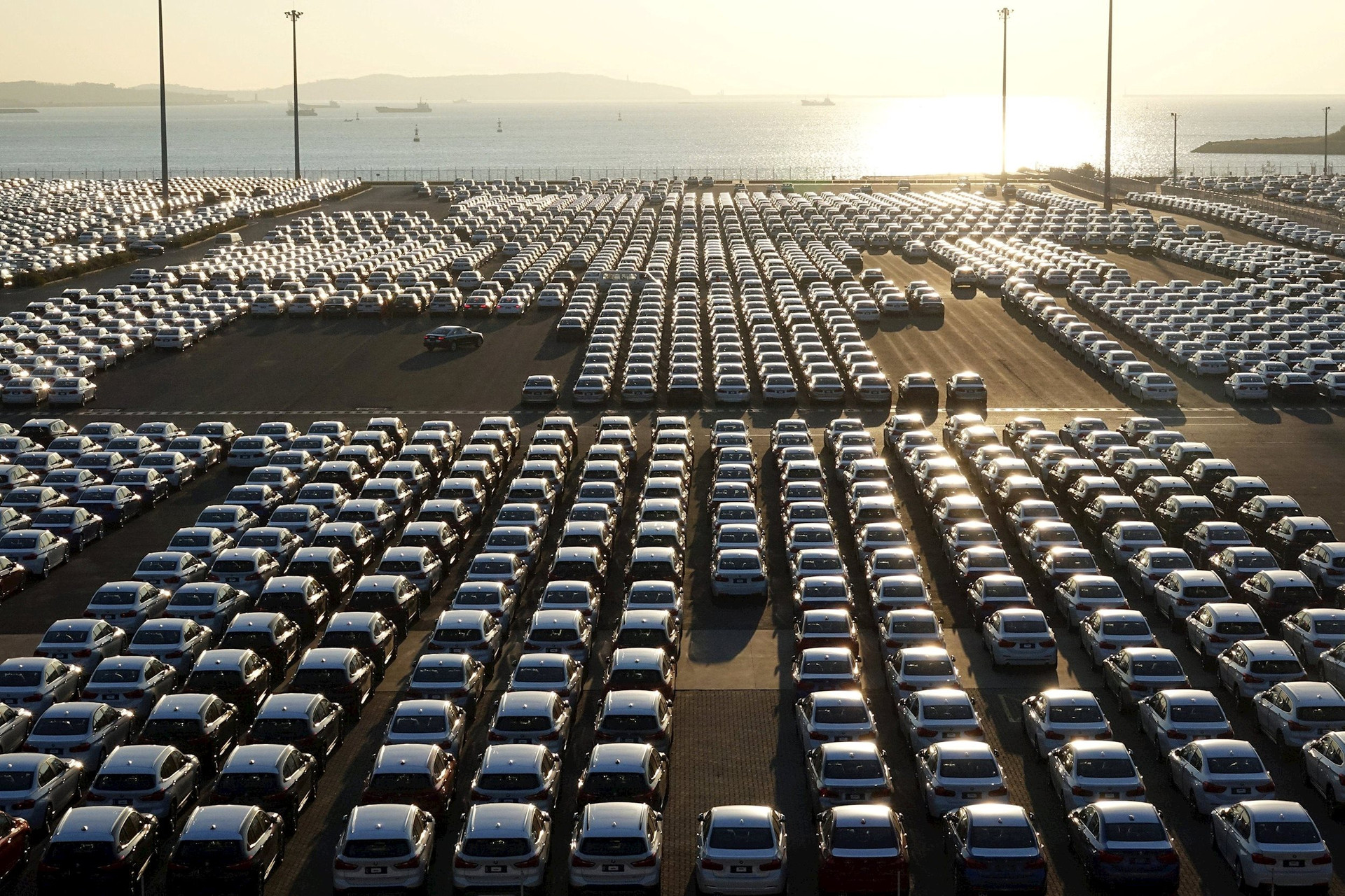 Trung Quốc chính thức vượt Nhật Bản trở thành nhà xuất khẩu ô tô số một thế giới năm 2023: Chìa khóa đến từ 1 thị trường cực kỳ quan trọng - Ảnh 1.