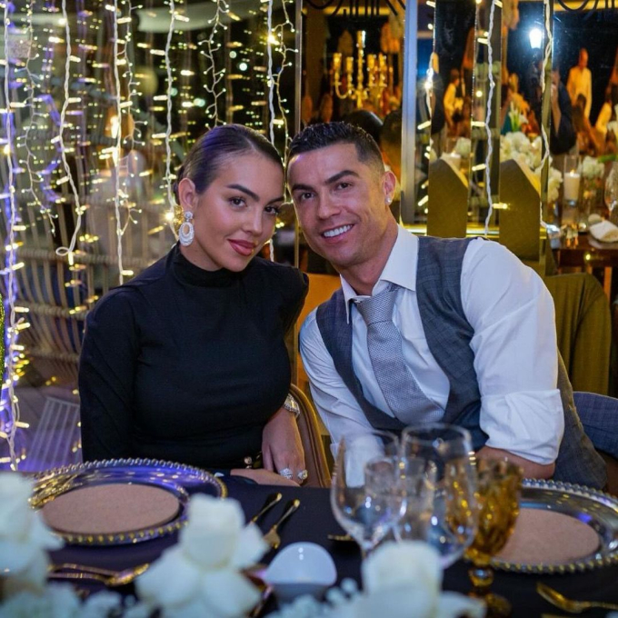 Ronaldo tặng mẹ món quà tiền tỷ trong dịp sinh nhật khiến bà bật khóc vì xúc động - Ảnh 6.