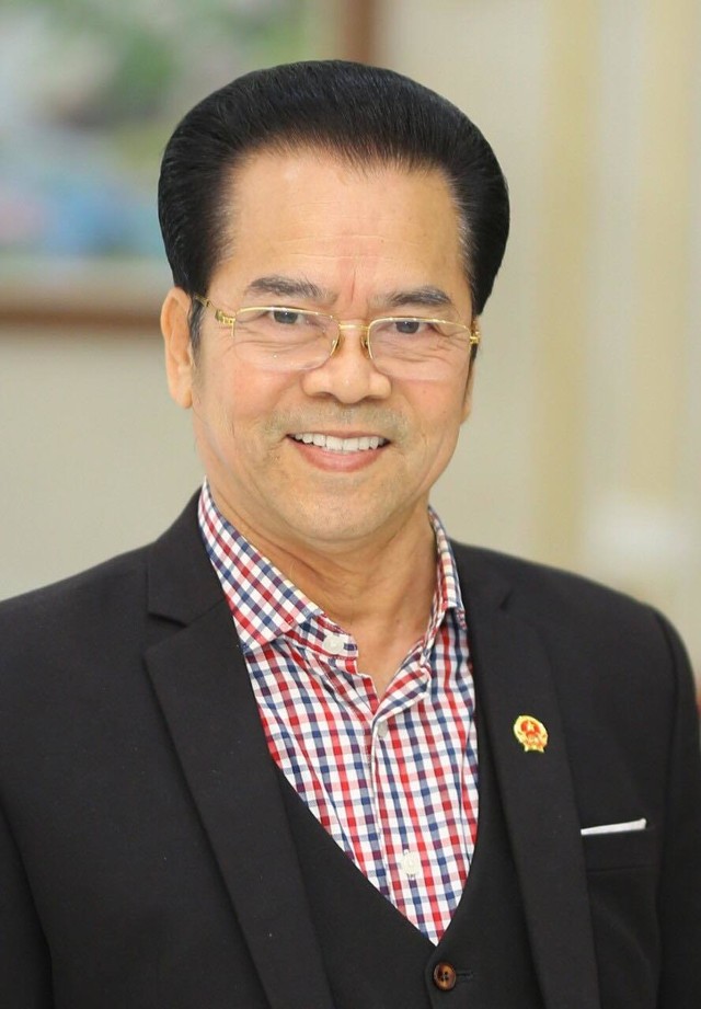 Nam NSND nổi tiếng tuổi 72 vẫn đào hoa và "phóng ô tô vù vù" là ai? - Ảnh 3.