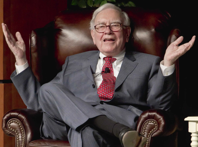 &quot;Thần chứng khoán&quot; Warren Buffett: Sau 30 tuổi hãy làm 3 VIỆC để sống đời ngoại hạng! - Ảnh 2.