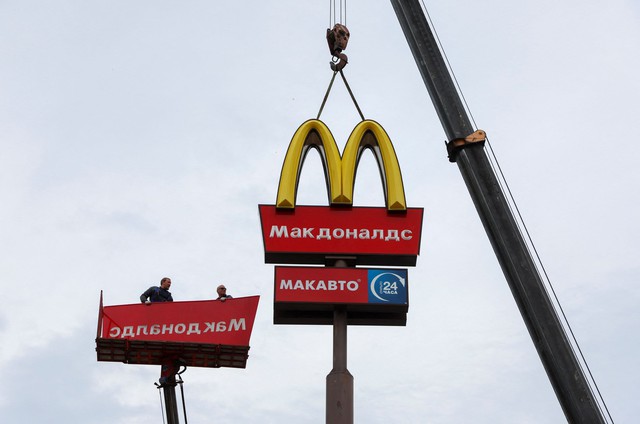McDonald's tại Nga: Từ đế chế 2 tỷ USD phục vụ 1 triệu khách/ngày, sở hữu nhiều bất động sản nhất nước đến sự chấm dứt câu chuyện truyền kỳ 32 năm - Ảnh 13.