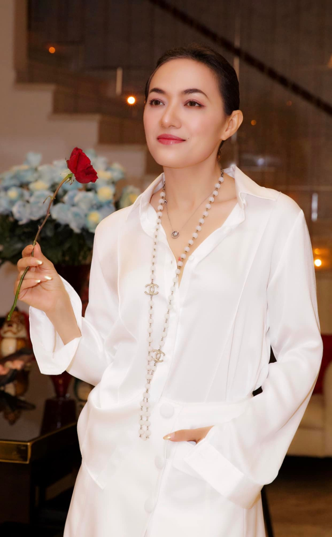 Nữ diễn viên Việt xinh đẹp 42 tuổi không kết hôn sinh con, rời showbiz sống tự tại, hướng Phật - Ảnh 2.