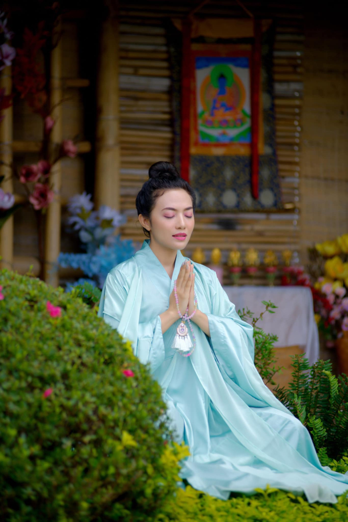Nữ diễn viên Việt xinh đẹp 42 tuổi không kết hôn sinh con, rời showbiz sống tự tại, hướng Phật - Ảnh 5.