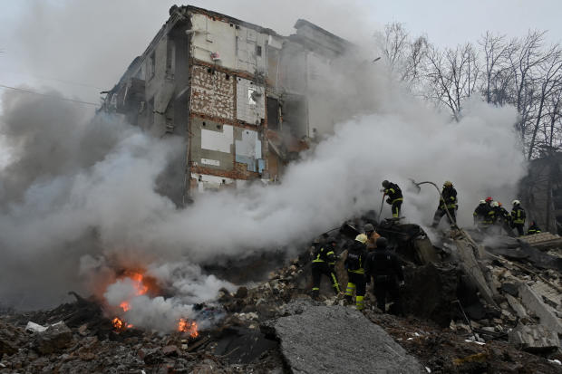 Nga trút bão lửa sau cơn giận dữ, hàng chục tên lửa ồ ạt phóng đi: Ukraine trở tay không kịp - Ảnh 1.