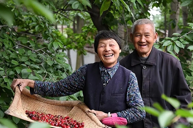 Giáo sư Harvard đưa ra 8 lời khuyên: Điều quan trọng là dọn dẹp cuộc sống trước khi chỉ trích thế giới - Ảnh 3.