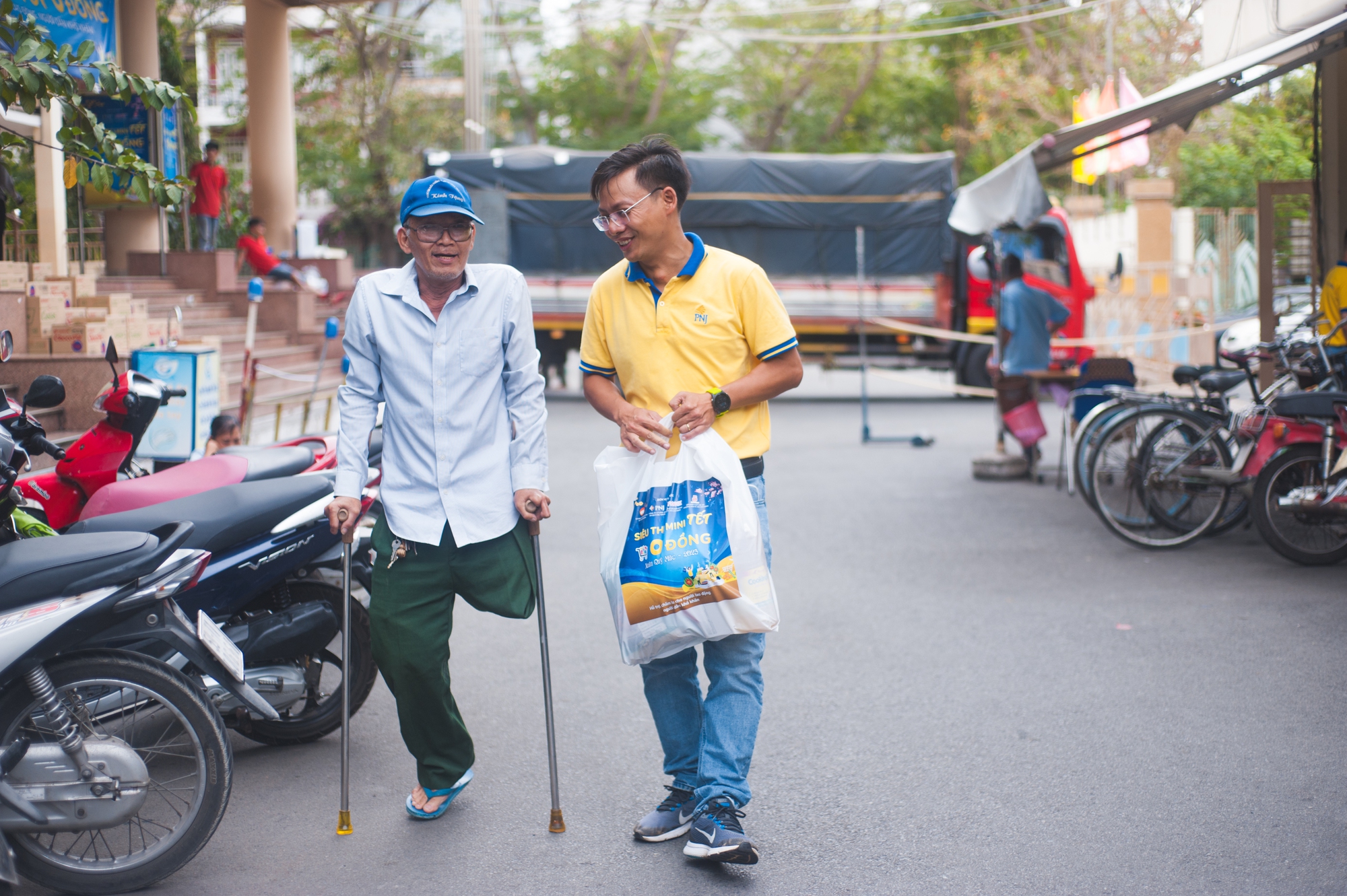 Siêu thị Mini 0 đồng: Nhìn lại hành trình bền bỉ và kiên trì - Ảnh 2.