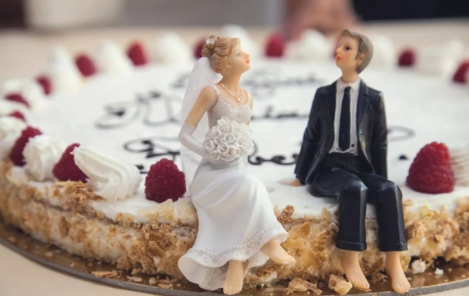 Người phụ nữ mất 60 năm mới phát hiện ra những cặp đôi thông minh làm gì để có hôn nhân hạnh phúc - Ảnh 3.