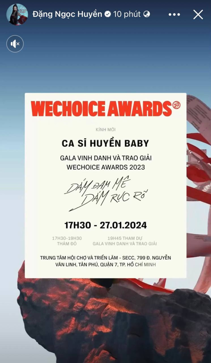 Dàn khách mời xúng xính đi Gala WeChoice Awards 2023: Kim Hấu khoe  layout makeup độc lạ, Linda Ngô - Phong Đạt tính giật spotlight? - Ảnh 11.