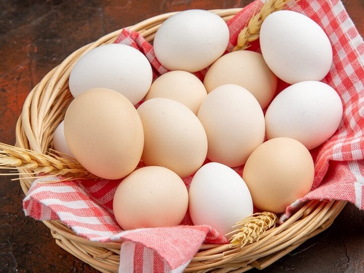 Trứng để được bao lâu trong tủ lạnh và ở nhiệt độ phòng? - Ảnh 2.