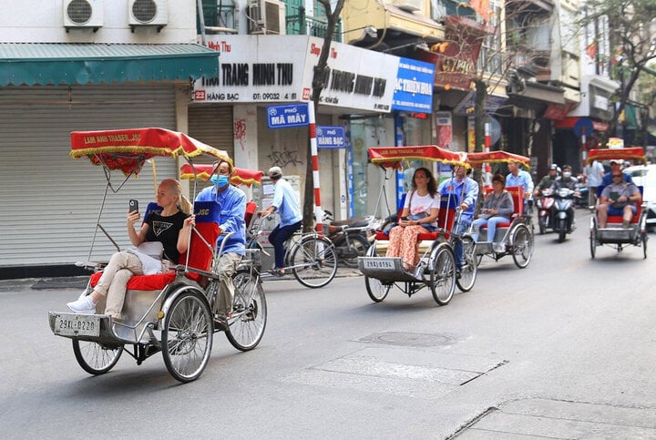 Tháng đầu năm 2024, Việt Nam đón hơn 1,5 triệu khách quốc tế - Ảnh 1.