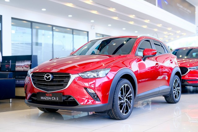 Loạt xe Mazda nhập ‘ngược dòng’ tăng giá đầu năm 2024: Giá Mazda2 tăng mạnh sau đợt giảm, CX-3 mới về cũng đắt hơn - Ảnh 3.