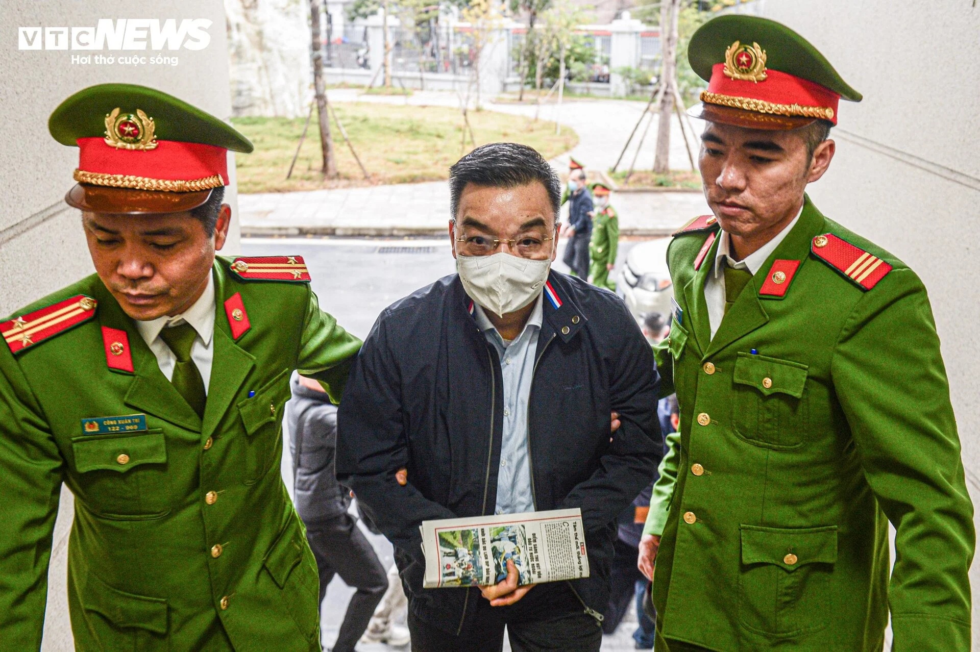 Xét xử vụ Việt Á: Cựu bộ trưởng Nguyễn Thanh Long đứng đầu danh sách nhận hối lộ từ Việt Á với 55 tỷ đồng - Ảnh 2.