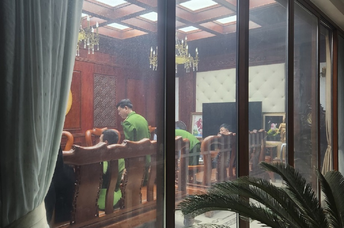 Ngoài 2 ông Trịnh Văn Chiến và Nguyễn Đình Xứng, cựu giám đốc Sở Tài chính Thanh Hóa nộp 10 tỉ đồng - Ảnh 3.