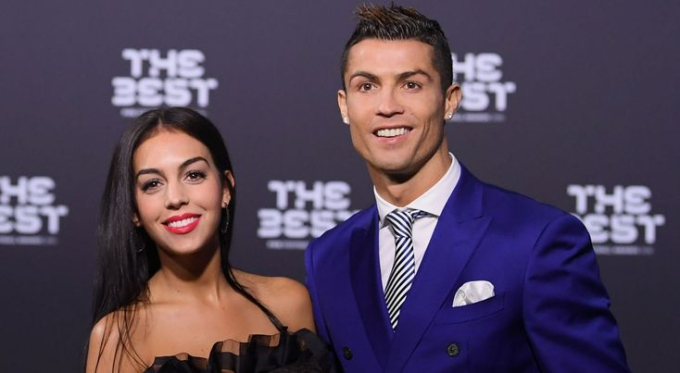 Bạn gái Ronaldo nhận triệu lượt thả tim khi lên bìa tạp chí, đưa ra lời khẳng định xóa tan nghi vấn &quot;ăn bám&quot; CR7 - Ảnh 2.