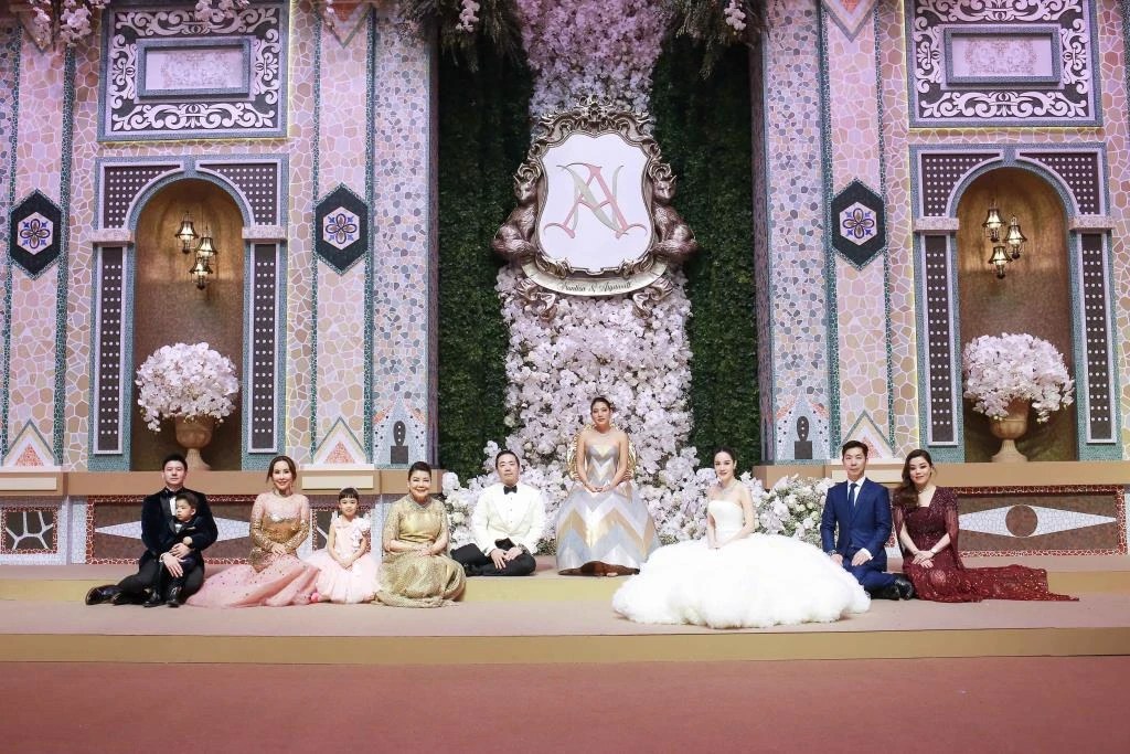 Hôn lễ xa hoa của gia tộc tài phiệt Thái Lan: Tụ họp hàng loạt tỷ phú, vợ chồng Hoàng tử Brunei cũng góp mặt