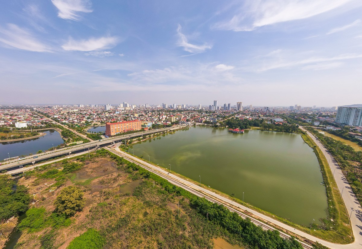 Tỉnh rộng nhất Việt Nam nhưng vẫn như 'một cái áo đang chật', dân số TP trực thuộc tỉnh này sau mở rộng sẽ tăng gần 4 lần - Ảnh 2.