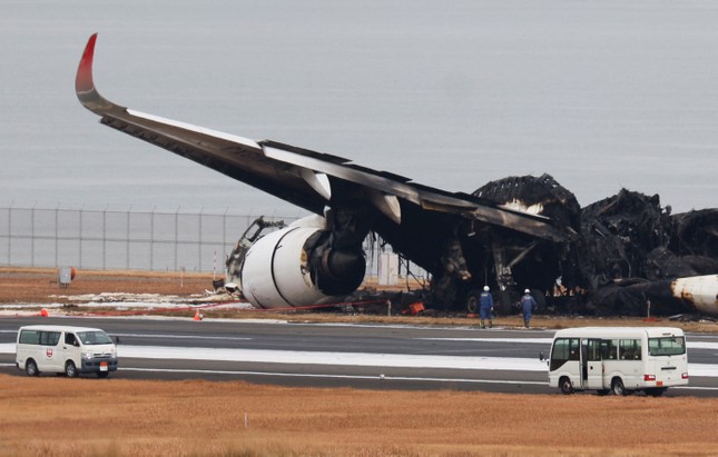 Vụ cháy máy bay ở Nhật Bản: Công ty bảo hiểm Mỹ chi 130 triệu USD bồi thường - Ảnh 1.