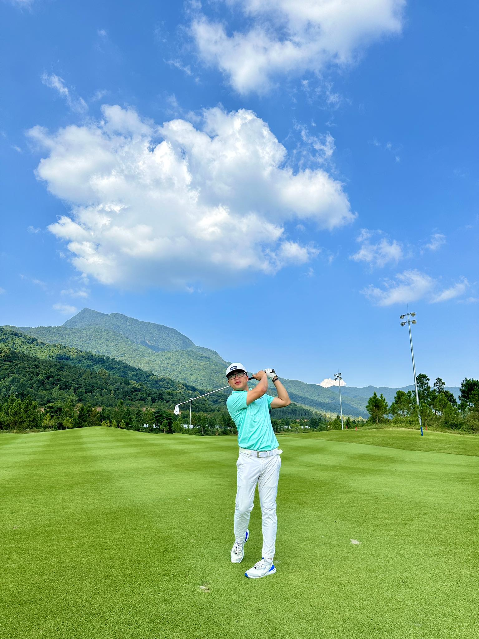 BLV Nam Giang: Golf Việt đang phân hoá - Ảnh 1.