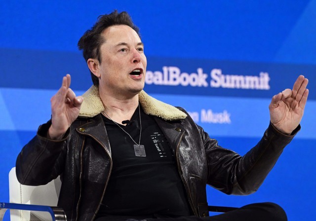 Elon Musk ‘ngáo’ quyền lực: Hậu quả từ sự tung hô quá đà, tạo nên những thần tượng công nghệ đi tù như Sam Bankman hay Elizabeth Holmes - Ảnh 1.