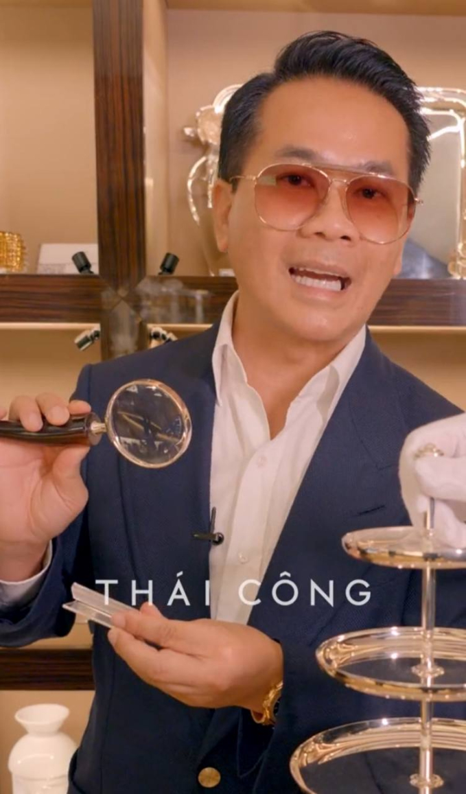 Dạo chợ mạng sắm chén đĩa &quot;quý tộc&quot; của NTK Thái Công, có món hơn 200 triệu đồng khiến ai cũng choáng váng - Ảnh 1.