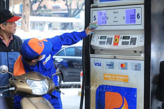 Hơn 4000 cửa hàng xăng dầu đã phát hành hóa đơn điện tử bán lẻ - Ảnh 1.