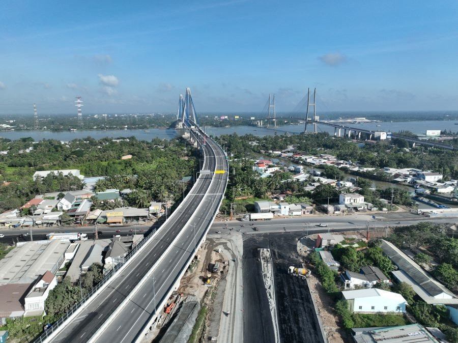 Nhiều dự án hạ tầng giao thông tăng vốn - Ảnh 1.