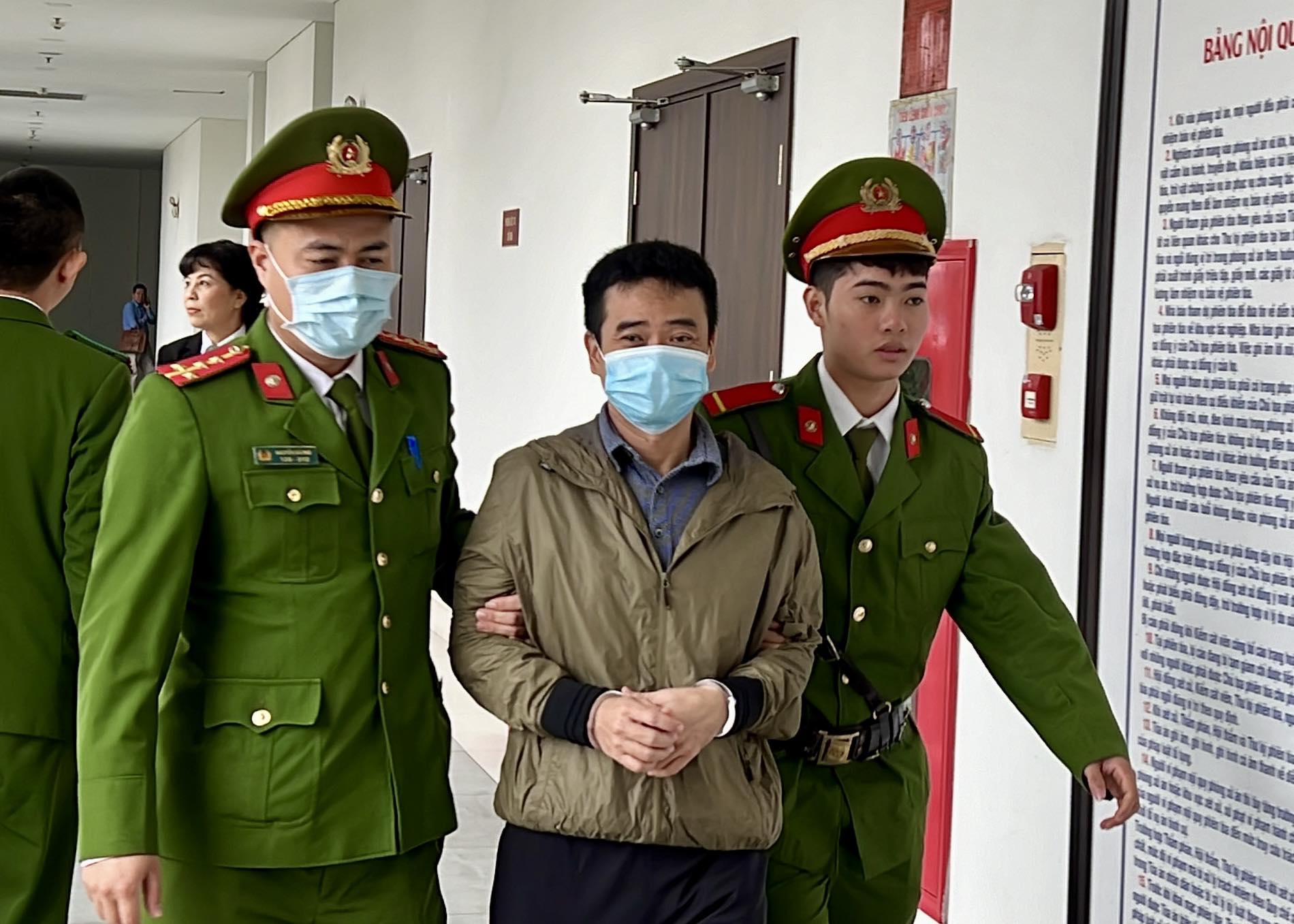 Vụ Việt Á: Vì sao 2 cựu bộ trưởng Nguyễn Thanh Long, Chu Ngọc Anh được đề nghị mức án dưới khung?- Ảnh 4.
