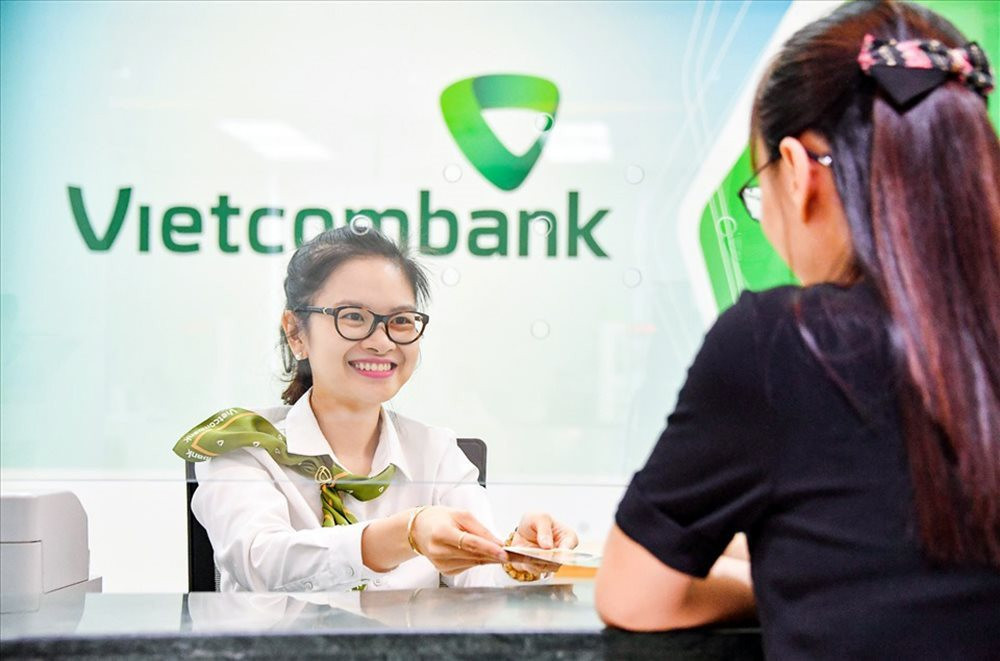 Lãi suất ngân hàng Vietcombank tháng 1/2024: Giảm mạnh so với tháng 12/2023 - Ảnh 1.