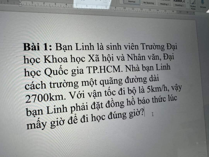 Khổ hơn cả Lan, nhân vật này phải đi bộ 2.700km đến trường: Báo thức lúc mấy giờ mới không đi muộn? - Ảnh 1.