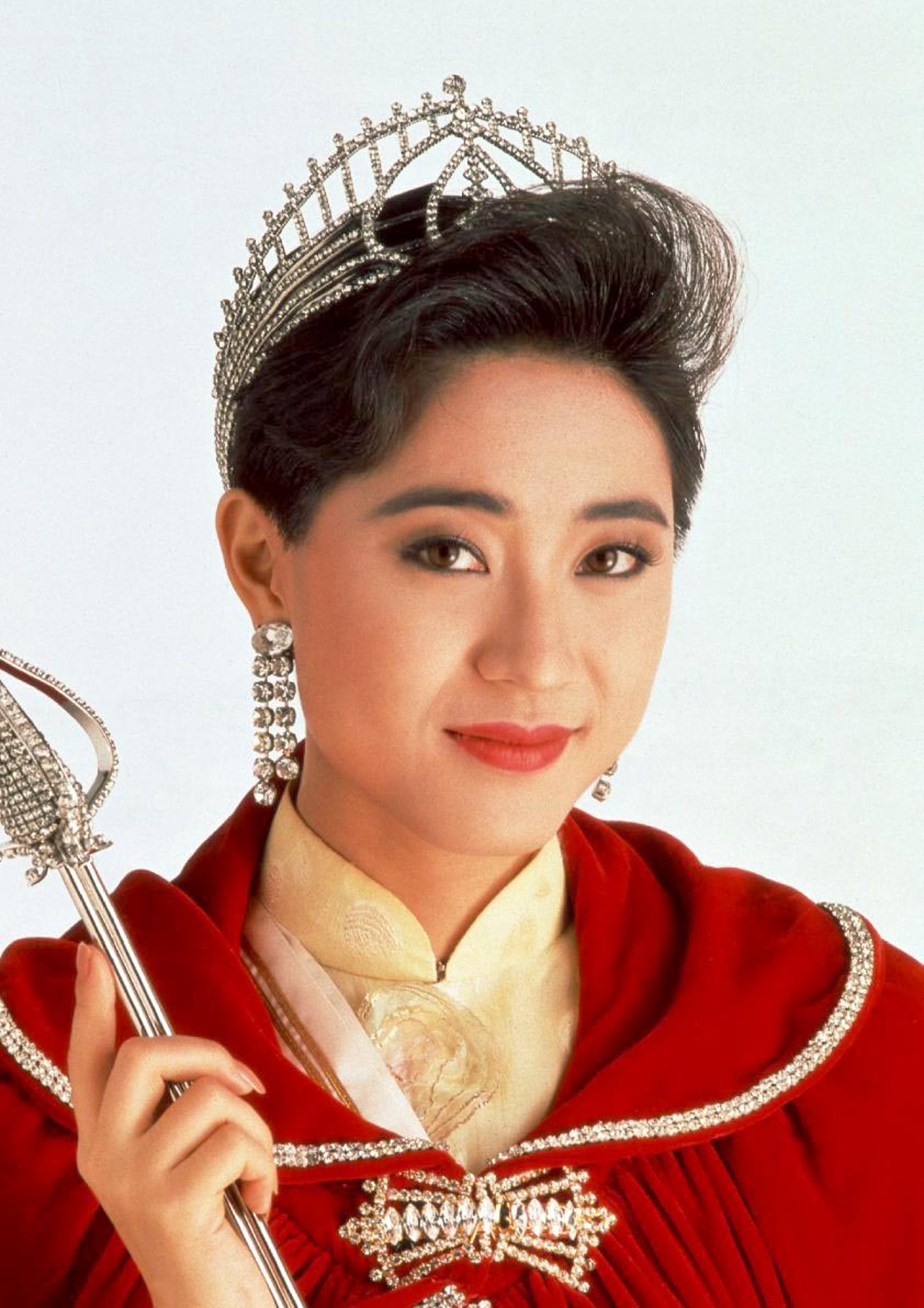 Nhan sắc tuổi 58 của hoa hậu tóc ngắn đẹp nhất Hong Kong - Ảnh 11.