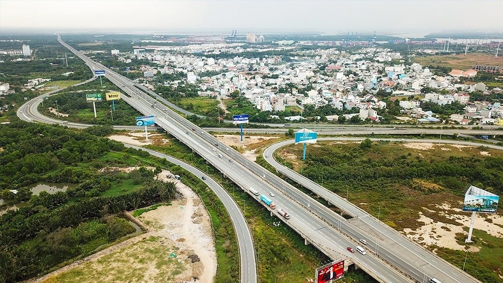 Quy hoạch Đồng Nai đến 2030: Bám trục động lực sân bay Long Thành và hành lang sông Đồng Nai, kêu gọi đầu tư hơn 100 dự án lớn- Ảnh 1.