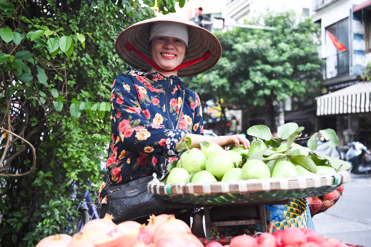 Hỏi nhanh người dân yêu Hà Nội nhất vì điều gì: Thì ra là những thứ rất bình dị này!- Ảnh 18.