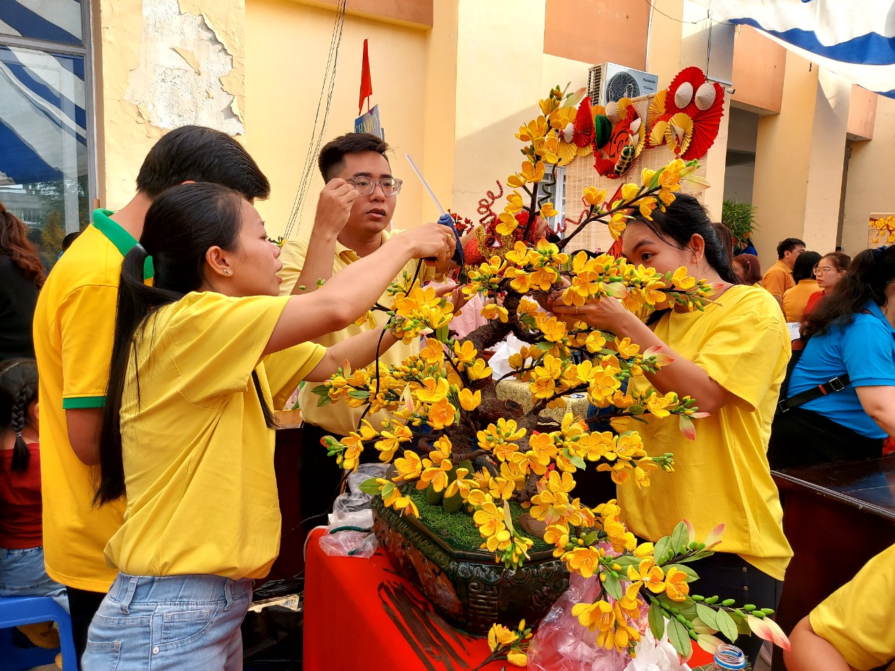 Doanh nghiệp, người lao động nói gì về đề xuất tăng thêm ngày nghỉ dịp Quốc khánh?- Ảnh 1.