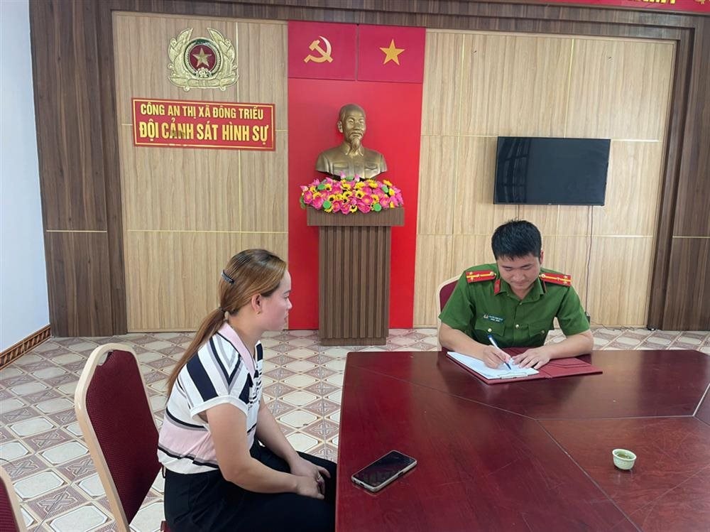 Thu hồi được hàng trăm triệu đồng tiền chuyển khoản nhầm sau khi nhờ công an hỗ trợ- Ảnh 4.