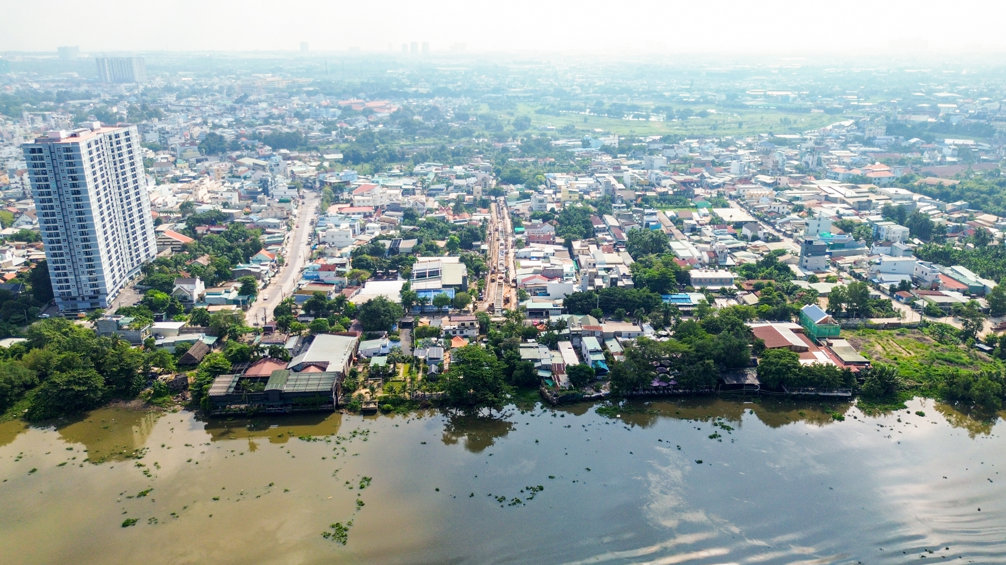 Khu vực sẽ xây 3 cây cầu nối Thành phố Hồ Chí Minh 
với thành phố đông dân nhất Bình Dương- Ảnh 10.