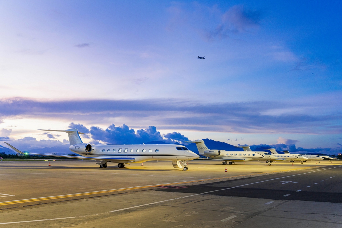 Loạt tàu bay siêu sang Gulfstream dành cho tỷ phú thế giới đáp xuống sân bay Đà Nẵng- Ảnh 7.