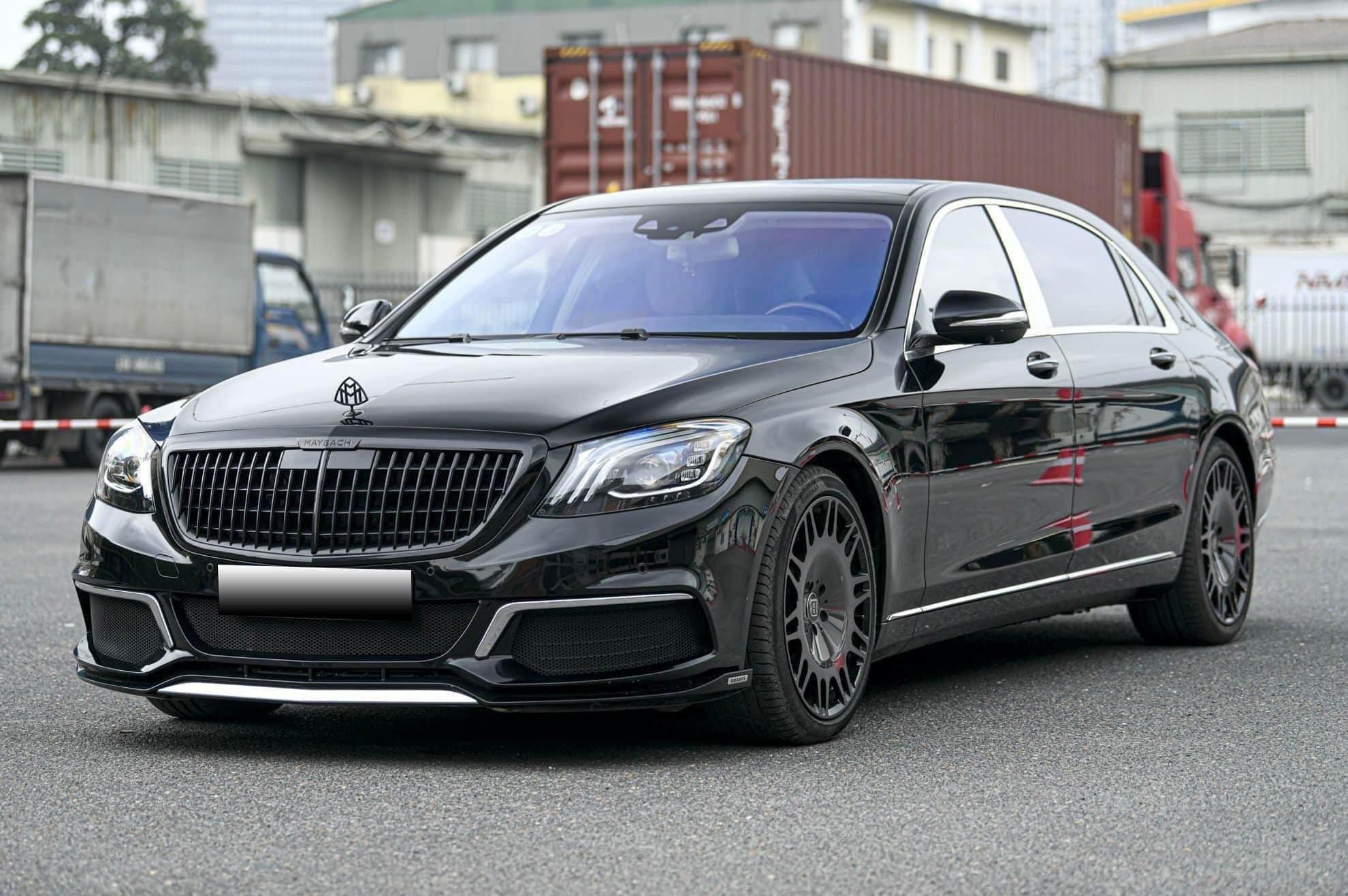 Mercedes-Maybach S 600 độ hàng hiếm bán lại chưa đến 4 tỷ: Bodykit hầm hố, mâm mới, bỏ nhiều chi tiết chrome- Ảnh 2.