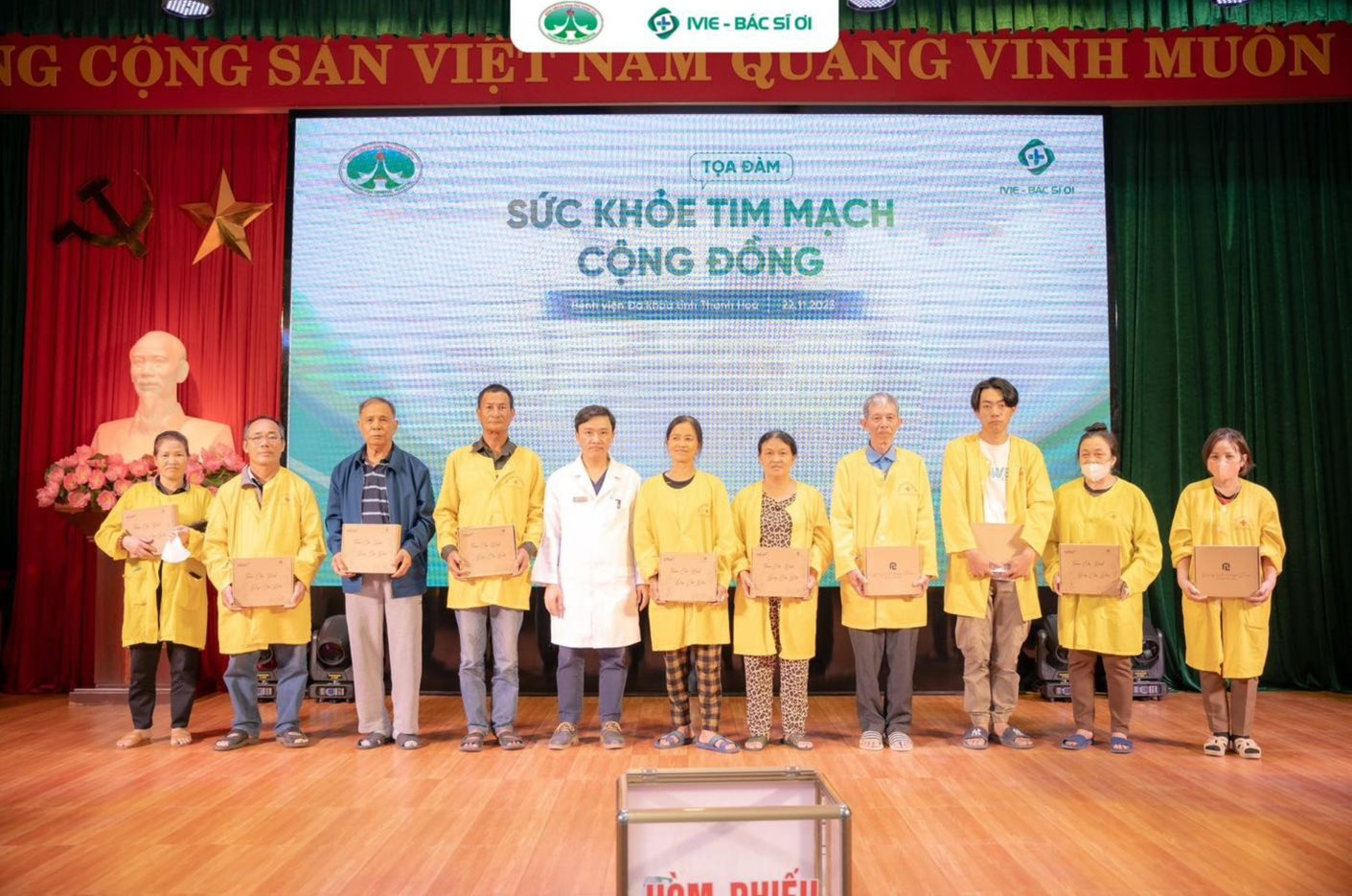 Có một ‘chuyến tàu sức khỏe’ đang lăn bánh từ các thành phố lớn cho đến từng ngõ hẹp của các tỉnh miền núi và khu vực ĐBSCL- Ảnh 4.