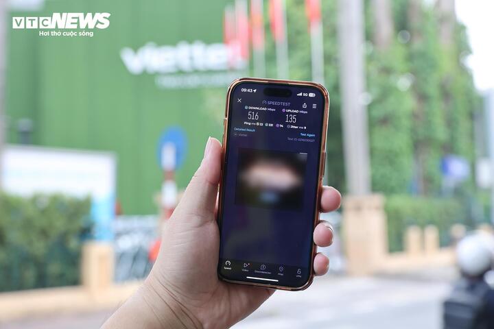 Sóng 5G 'nhảy múa' không ổn định những ngày đầu ra mắt, chuyên gia nói gì?- Ảnh 1.