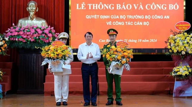 Bộ trưởng Công an bổ nhiệm phó giám đốc công an 2 tỉnh, biệt phái cán bộ- Ảnh 2.