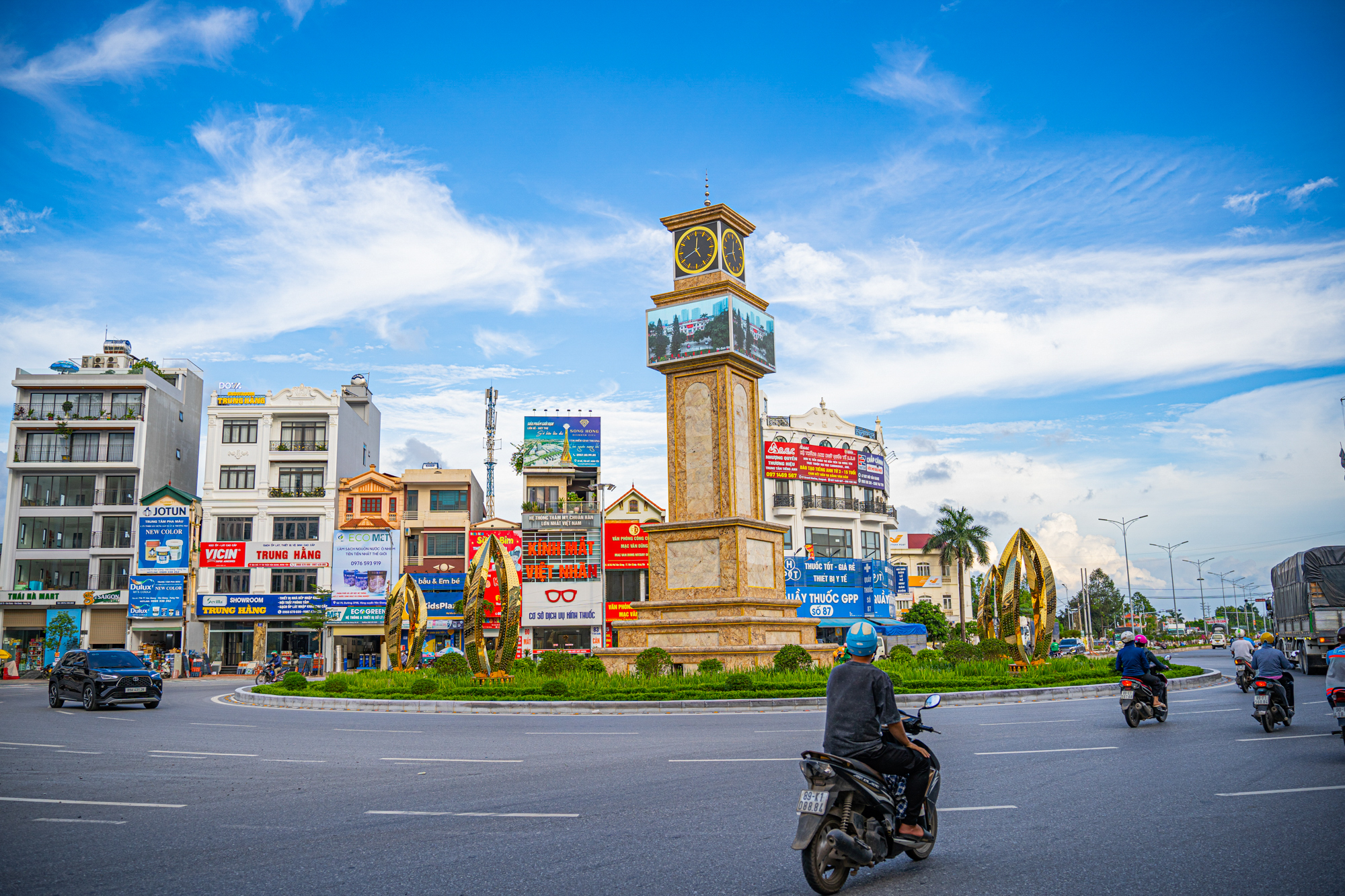 Diện mạo 3 huyện cách Hồ Gươm chưa đến 30 km sắp lên thành phố: Nơi có siêu nhà máy hơn 9 tỷ USD, khu đô thị 10 tỷ USD- Ảnh 9.