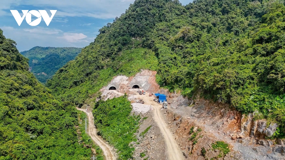 Đồng loạt triển khai 25 mũi thi công cao tốc Đồng Đăng - Trà Lĩnh- Ảnh 2.